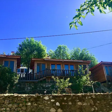 Palmira Bungalow & Camping