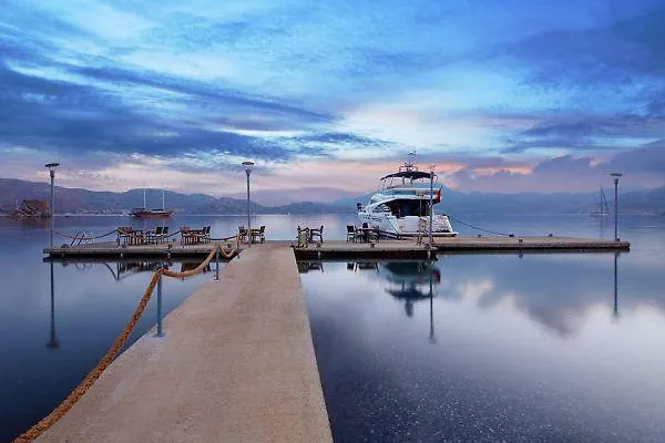 Ξενοδοχείο Palmira Bungalow & Camping *