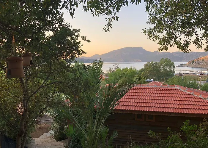 Palmira Bungalow & Camping Ξενοδοχείο *