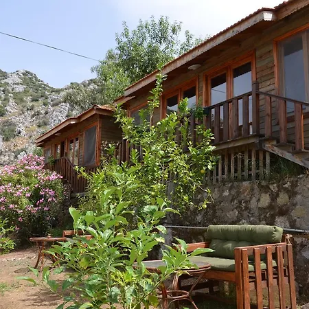 Palmira Bungalow & Camping Hotel
